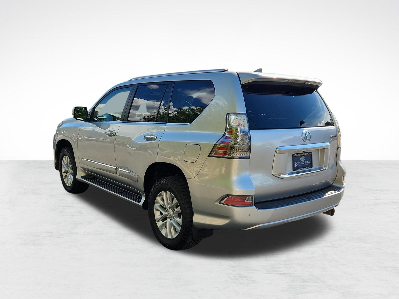 Used 2017 Lexus GX 460 Premium w/ Premium Package AWD/4WD image 3