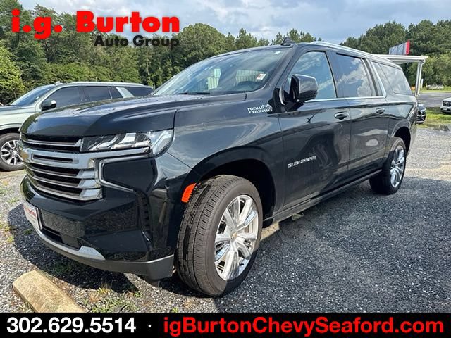 Used 2024 Chevrolet Suburban High Country AWD/4WD image 3