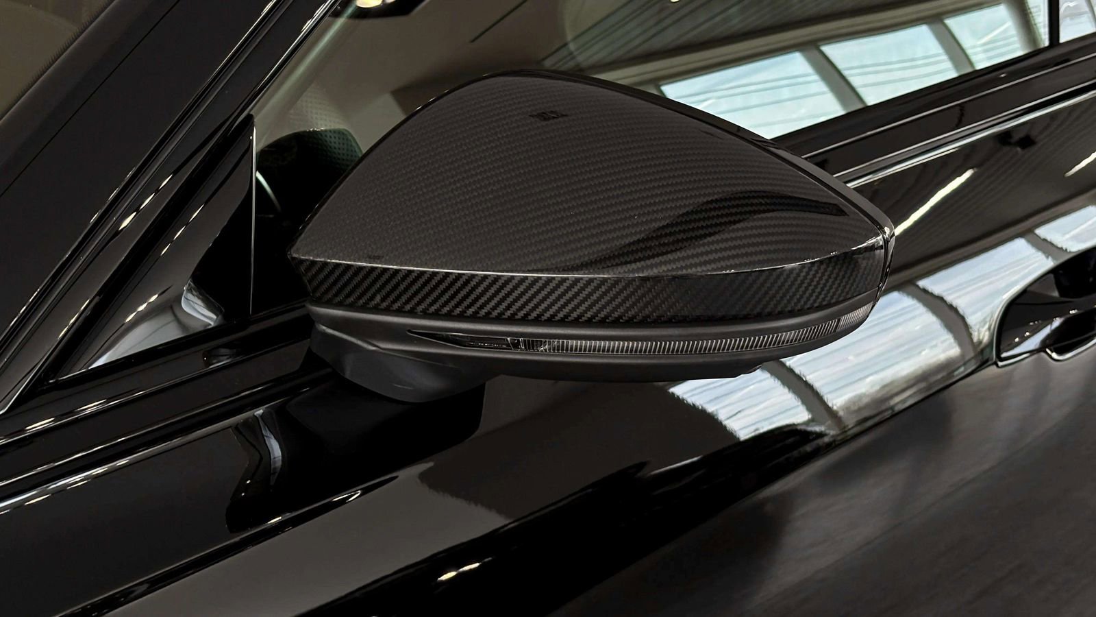 Used 2023 Audi RS 6 w/ Carbon Optic Package image 8