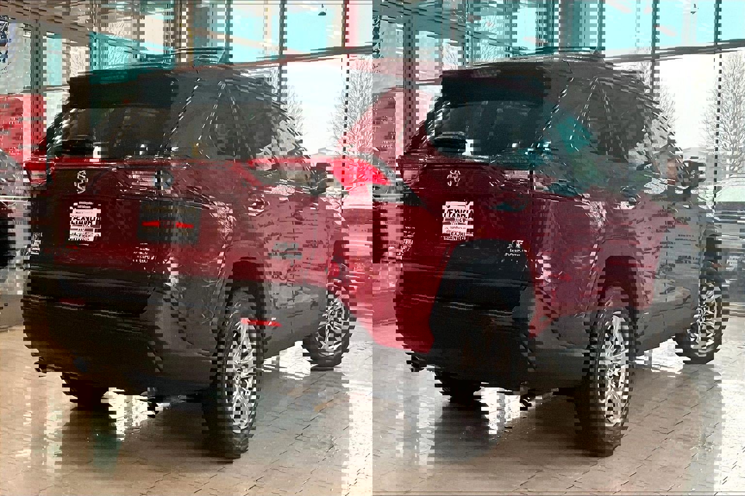 Used 2023 Toyota RAV4 XLE image 12