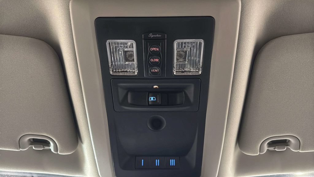 Used 2015 RAM 1500 Sport w/ Convenience Group AWD/4WD image 30