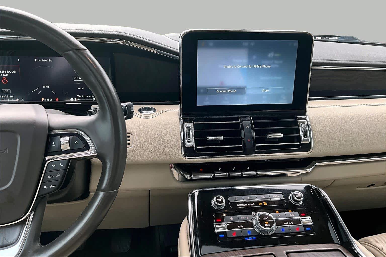 Used 2021 Lincoln Navigator L Reserve w/ Luxury Package AWD/4WD image 6