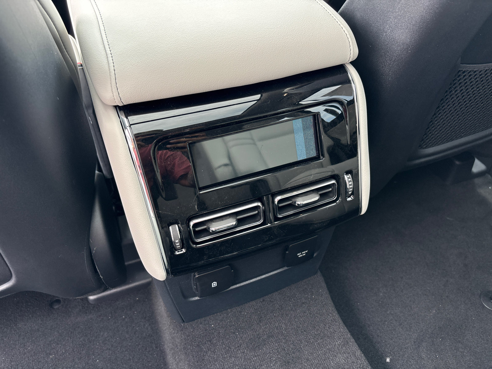 New 2026 Lincoln Aviator AWD image 32