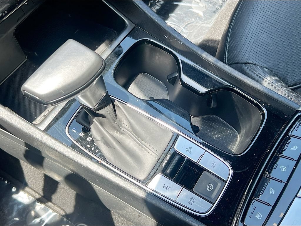 Used 2024 Hyundai Santa Cruz Limited AWD/4WD image 17