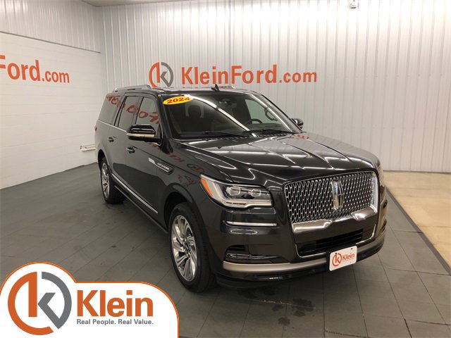 Used 2024 Lincoln Navigator L Reserve image 1