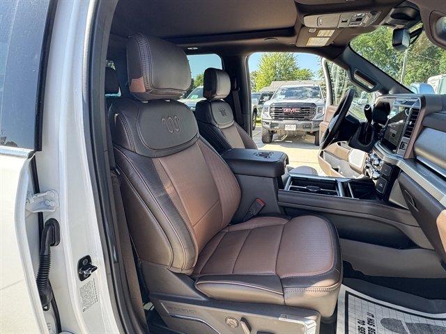 New 2025 Ford F350 King Ranch w/ Chrome Package image 30