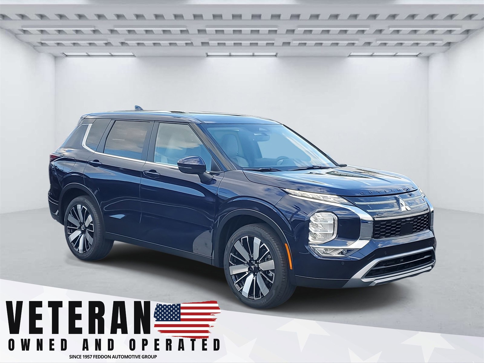 New 2025 Mitsubishi Outlander SE image 1