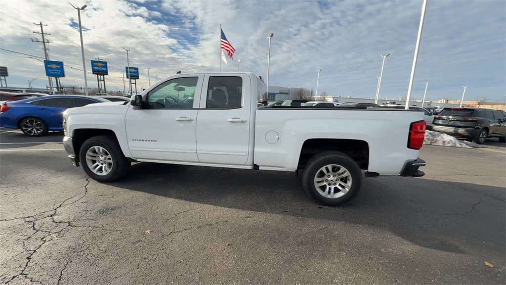 Used 2018 Chevrolet Silverado 1500 LT w/ All Star Edition image 5