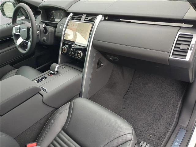 New 2026 Land Rover Discovery S AWD/4WD image 27
