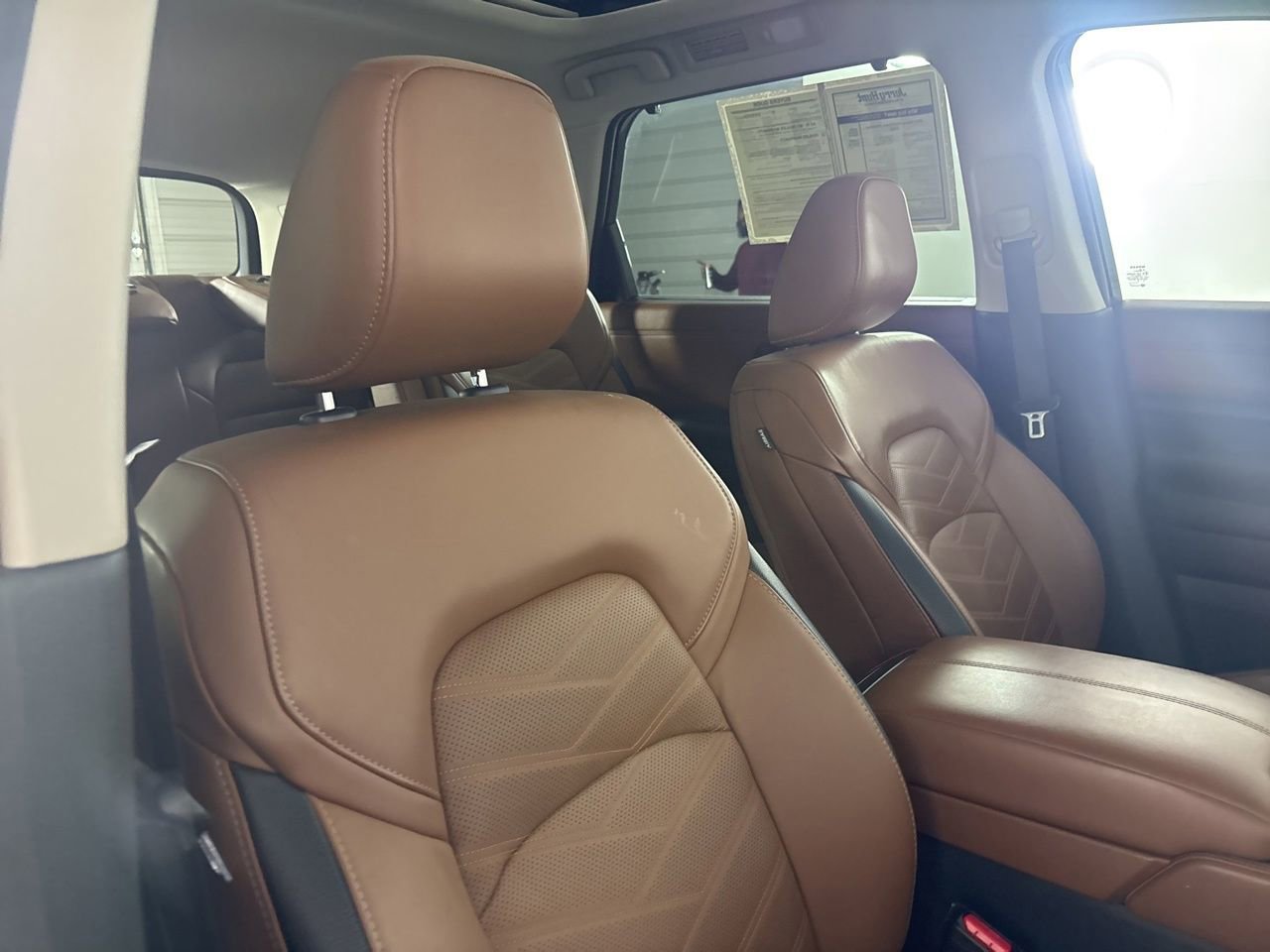 Used 2023 Nissan Pathfinder Platinum AWD/4WD image 30