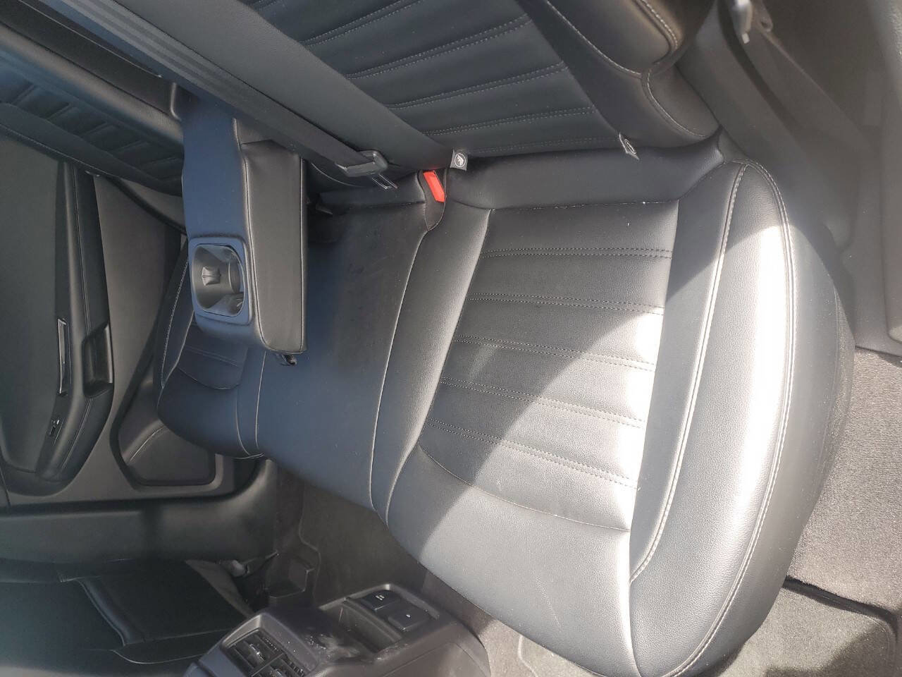 Used 2019 Ford Edge SEL w/ Equipment Group 201A image 6