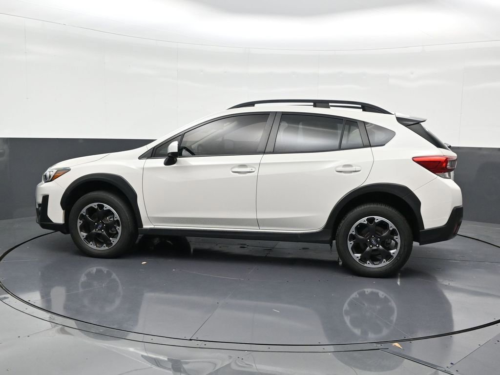 Used 2023 Subaru Crosstrek 2.0i Premium image 2