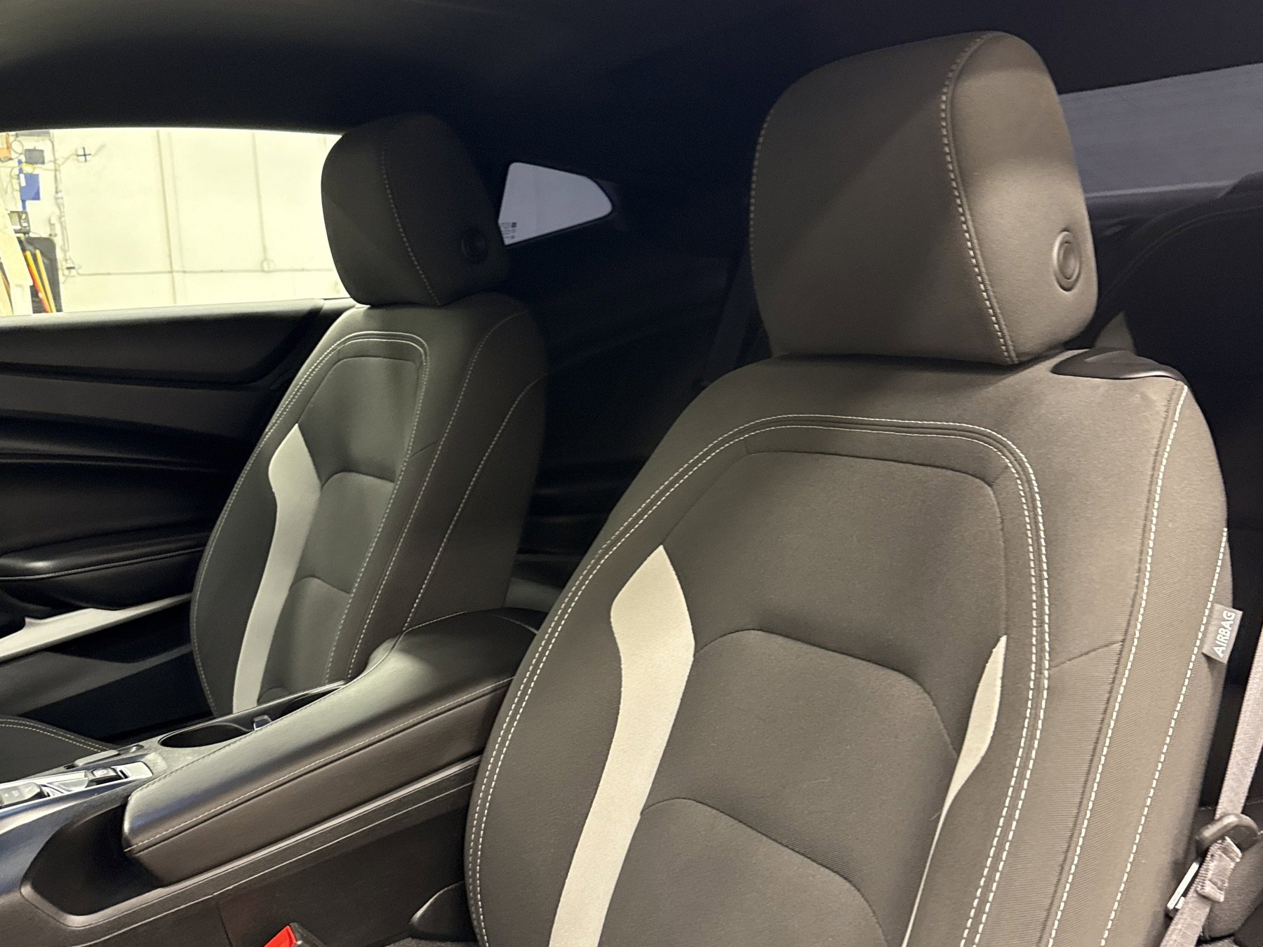 Used 2024 Chevrolet Camaro LT w/ Technology Package image 6