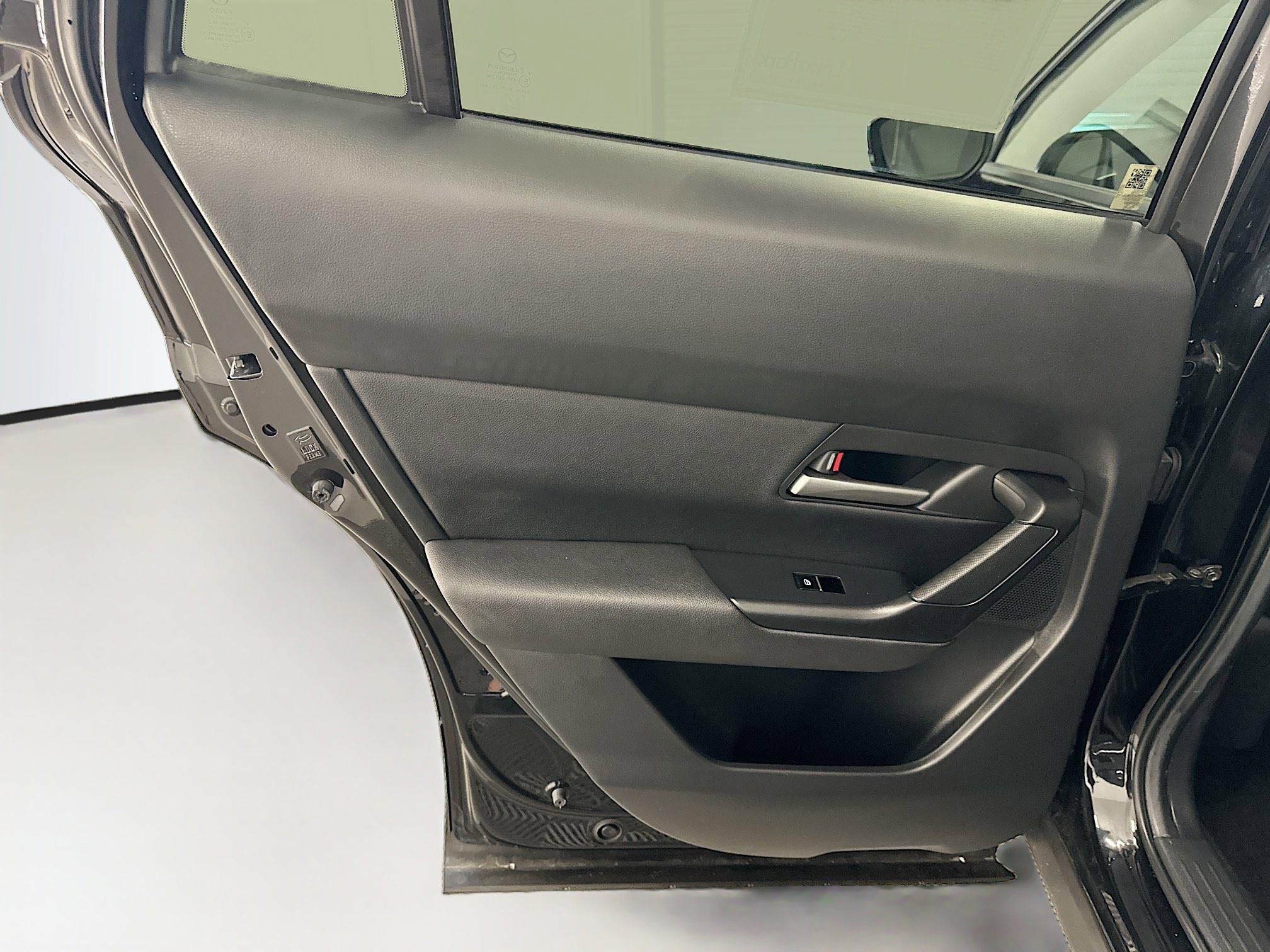 Used 2023 MAZDA CX-50 AWD 2.5 S w/ Cargo Package image 27