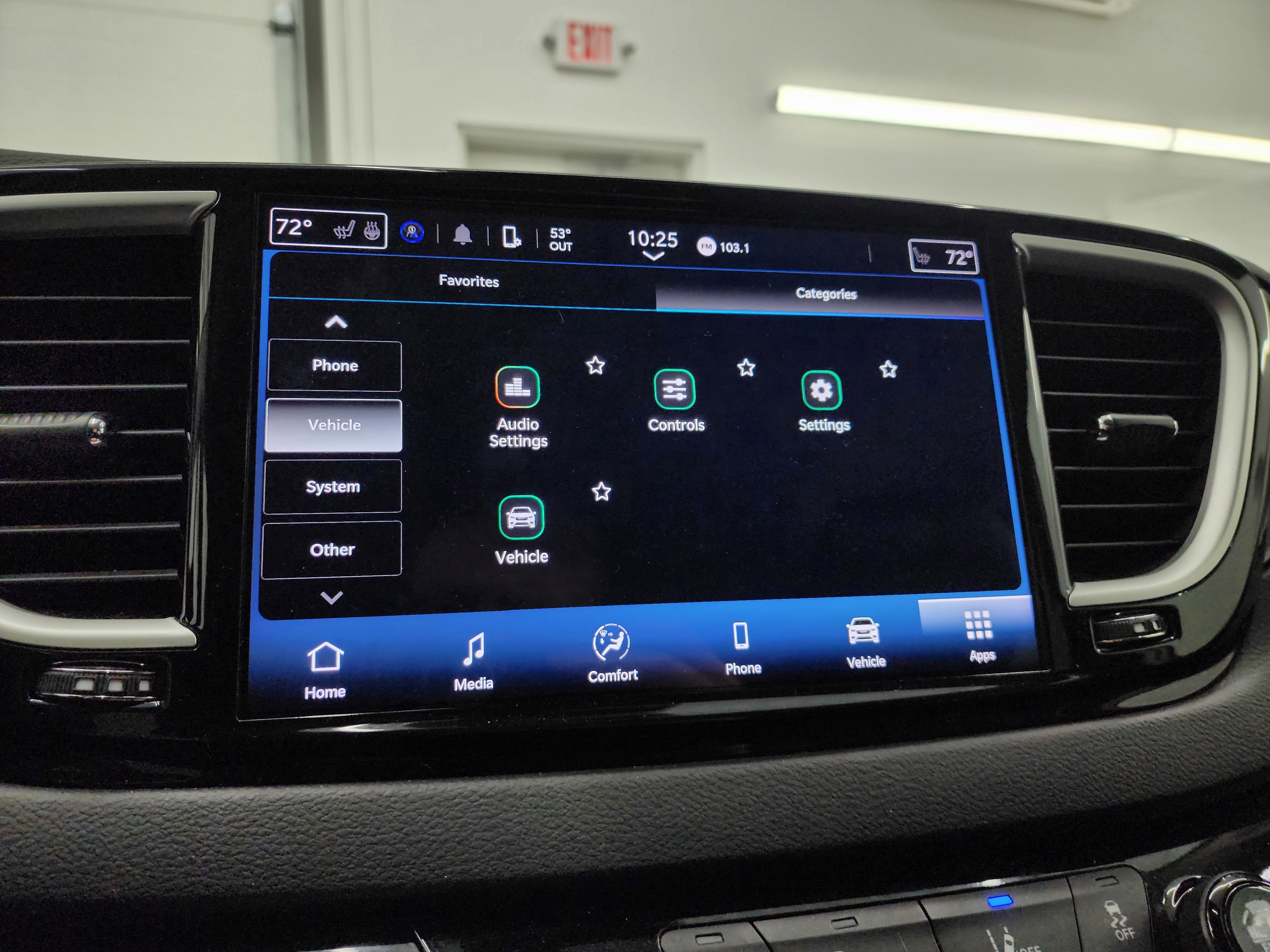 Used 2024 Chrysler Pacifica Touring-L image 58