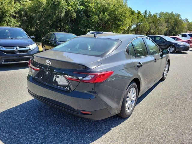 Used 2026 Toyota Camry LE FWD image 10