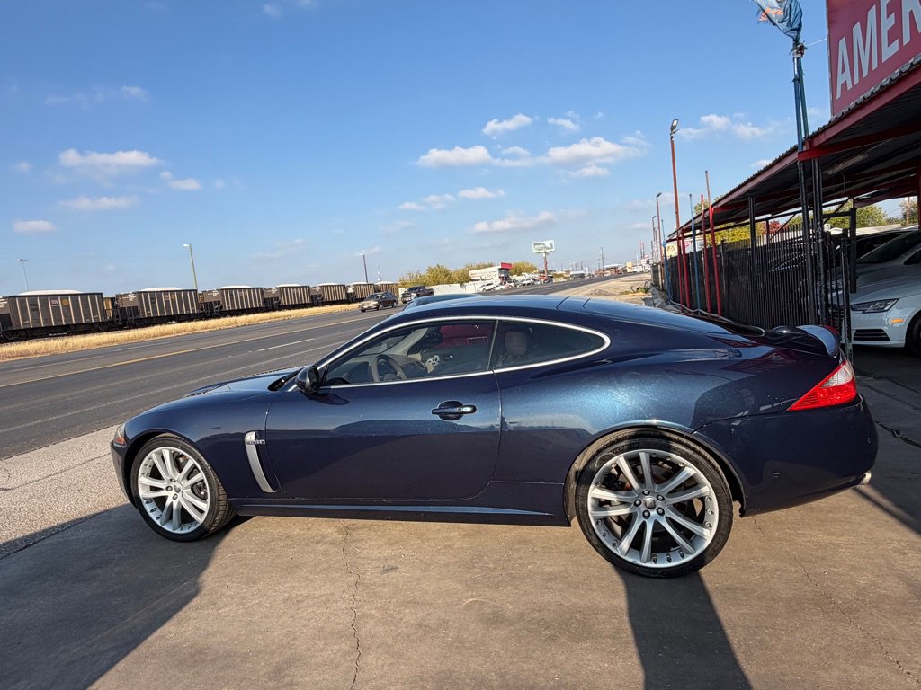 Used 2007 Jaguar XKR R image 32