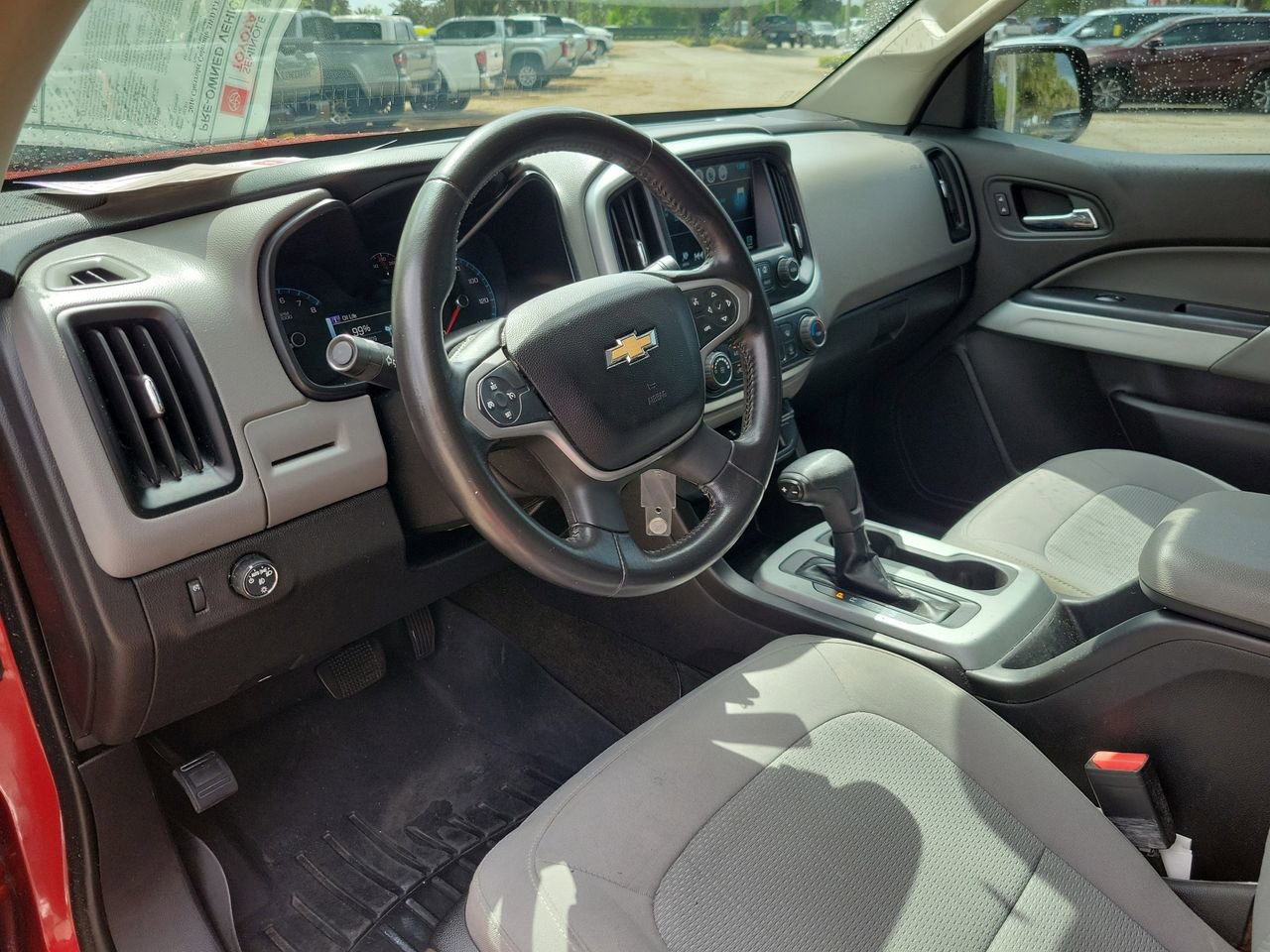 Used 2016 Chevrolet Colorado LT w/ LT Convenience Package image 11