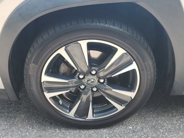 Used 2020 Lexus UX 250h w/ Premium Package AWD/4WD image 10