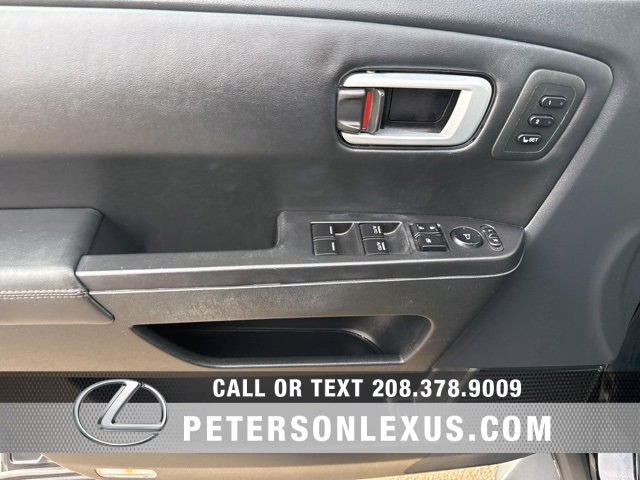 Used 2015 Honda Pilot Touring image 22