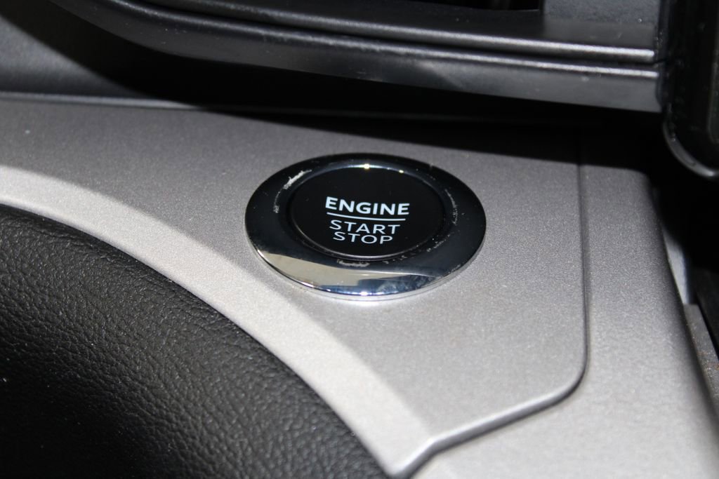 Used 2023 Ford Explorer XLT image 43