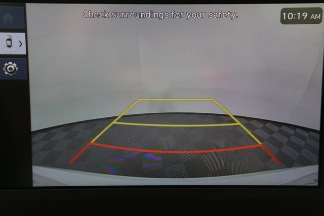 Certified 2025 Hyundai Elantra Sport image 17