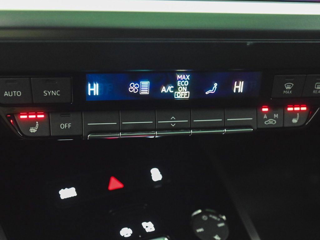 Used 2023 Audi Q4 e-tron Premium Plus w/ Premium Plus image 24