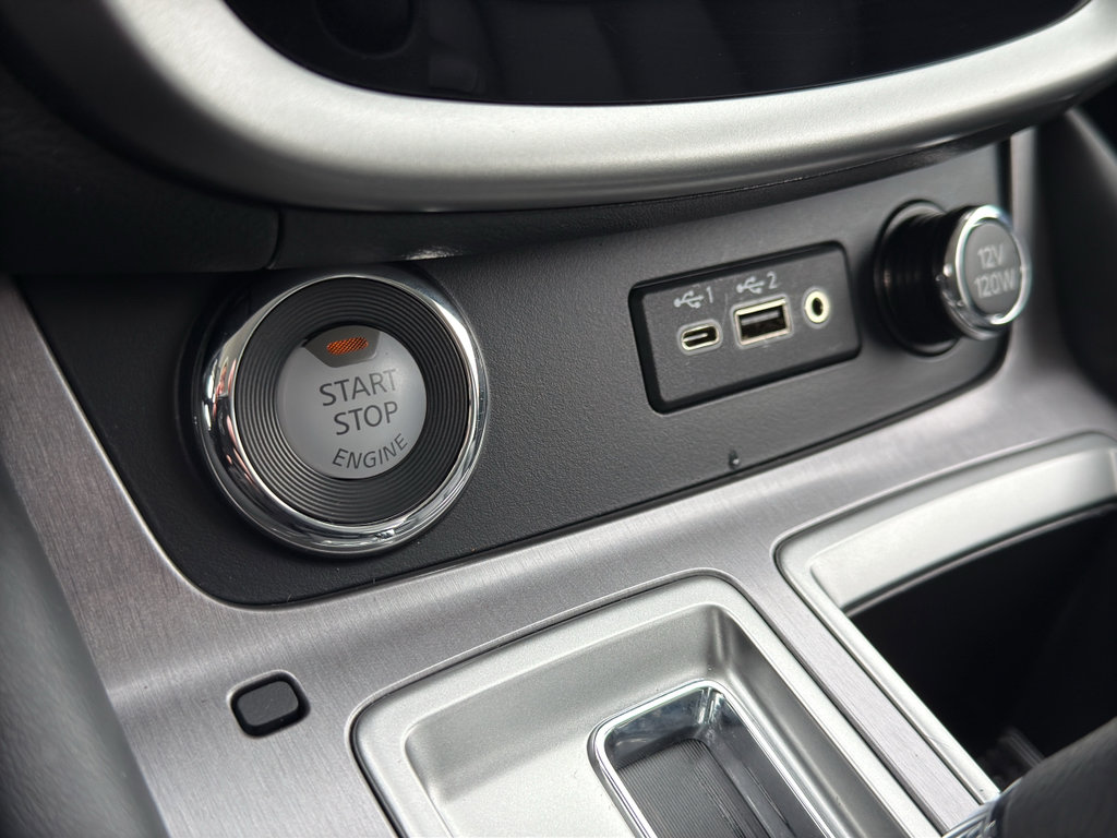 Certified 2024 Nissan Murano SV w/ SV Midnight Edition Package image 19