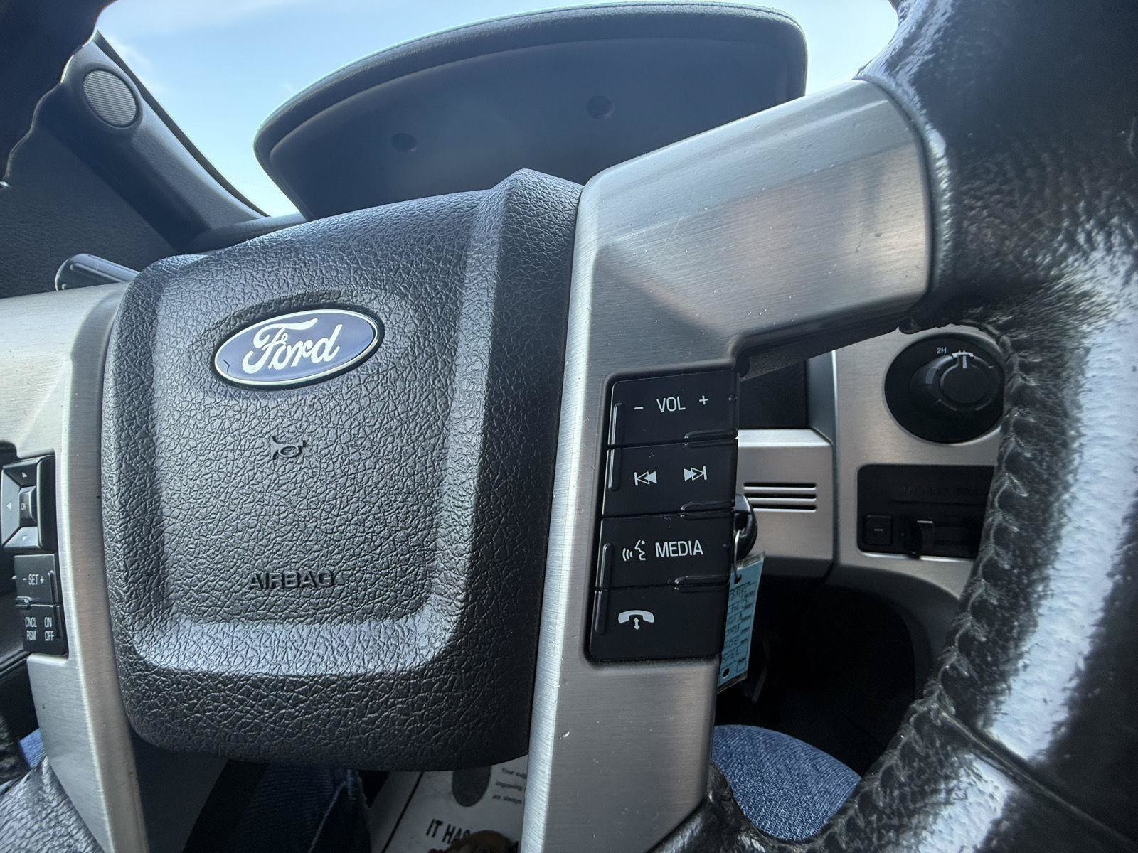 Used 2014 Ford F150 Platinum AWD/4WD image 23