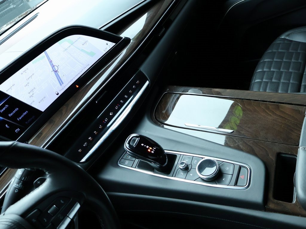 Used 2023 Cadillac Escalade Sport Platinum w/ LPO, ONYX Package image 22