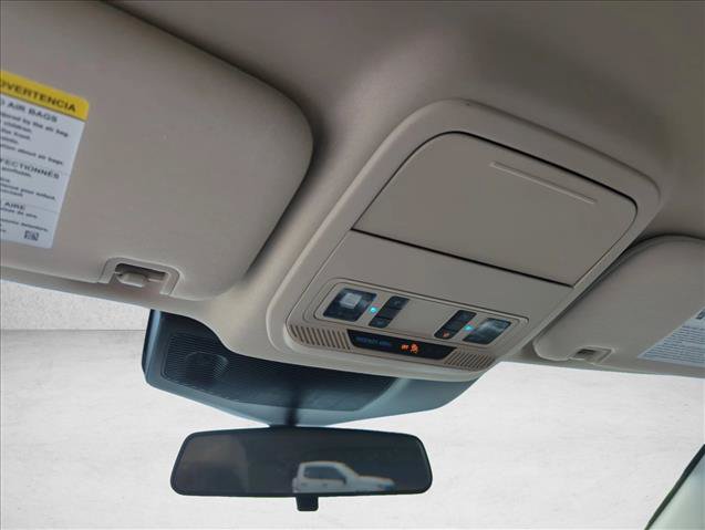 Used 2023 Ford Explorer XLT AWD/4WD image 12