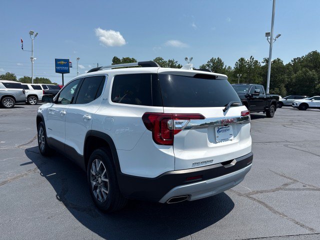 Used 2023 GMC Acadia SLT w/ Technology Package FWD image 4