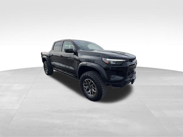 Certified 2024 Chevrolet Colorado ZR2 w/ Technology Package AWD/4WD image 2
