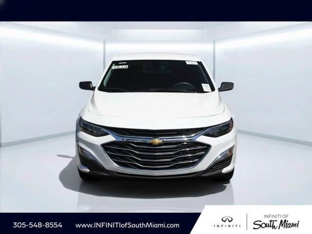 Used 2019 Chevrolet Malibu LS image 2