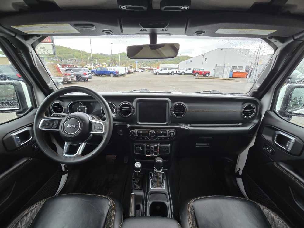 Used 2023 Jeep Gladiator Overland image 15