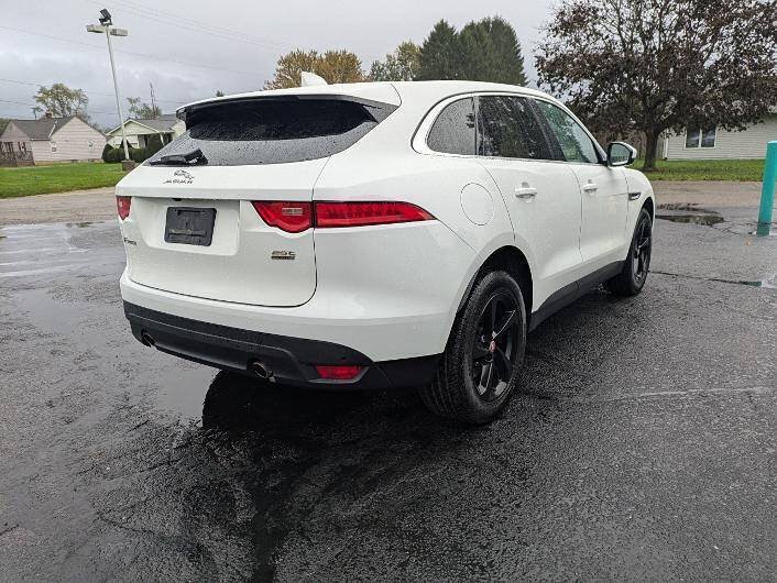 Used 2019 Jaguar F-PACE Premium AWD/4WD image 6