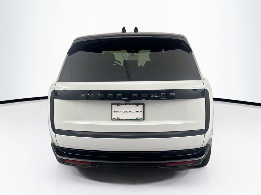 New 2026 Land Rover Range Rover SE image 6