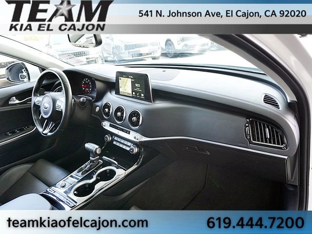 Used 2018 Kia Stinger Premium RWD image 11