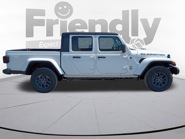 New 2026 Jeep Gladiator Sport AWD/4WD image 4