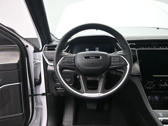 New 2025 Jeep Grand Cherokee Limited w/ Luxury Tech Group II image 27