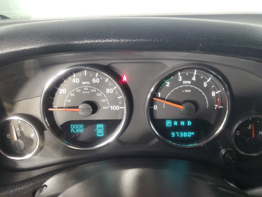 Used 2018 Jeep Wrangler Unlimited Sport w/ Connectivity Group AWD/4WD image 23