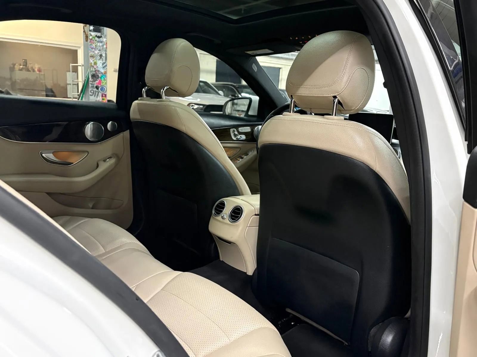 Used 2018 Mercedes-Benz C 300 4MATIC Sedan image 23