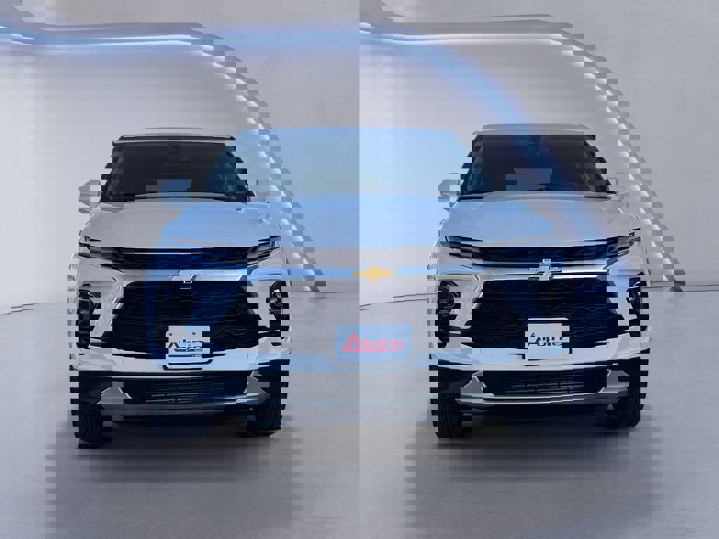 Used 2025 Chevrolet Blazer LT image 8