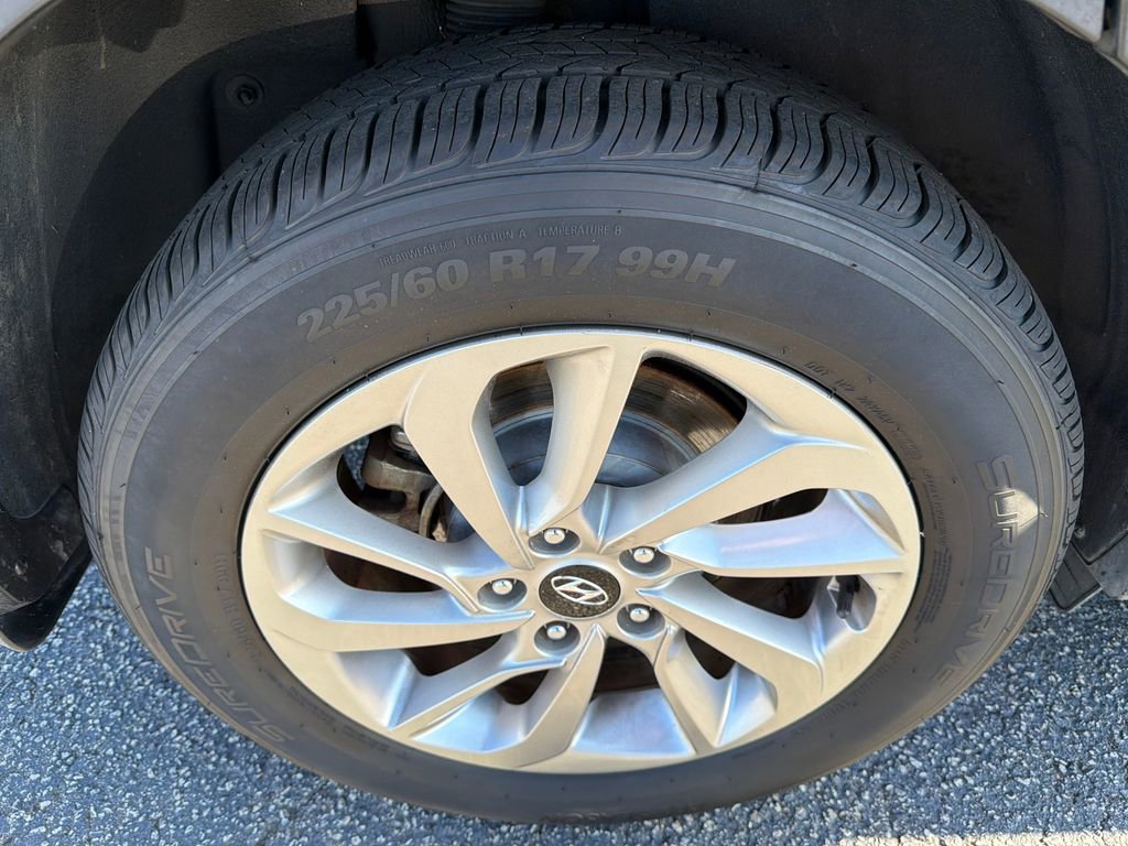 Used 2017 Hyundai Tucson SE Plus FWD image 17