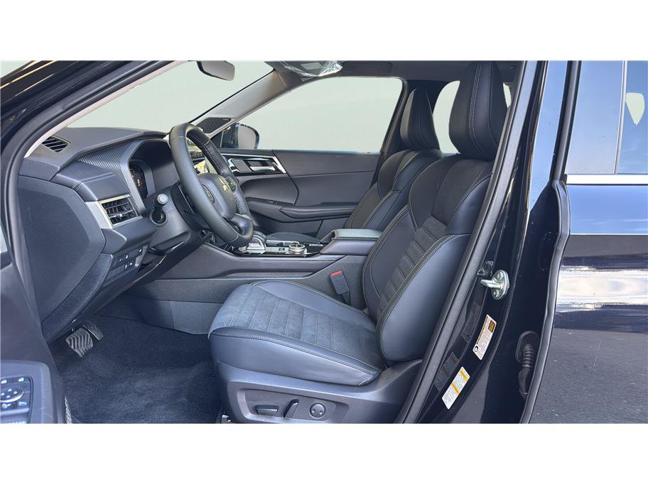New 2026 Mitsubishi Outlander SE AWD/4WD image 16