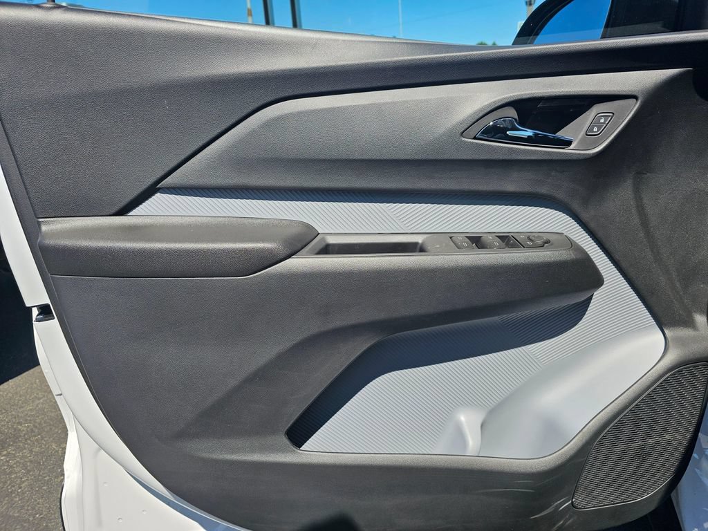 New 2027 Chevrolet Bolt LT FWD image 21