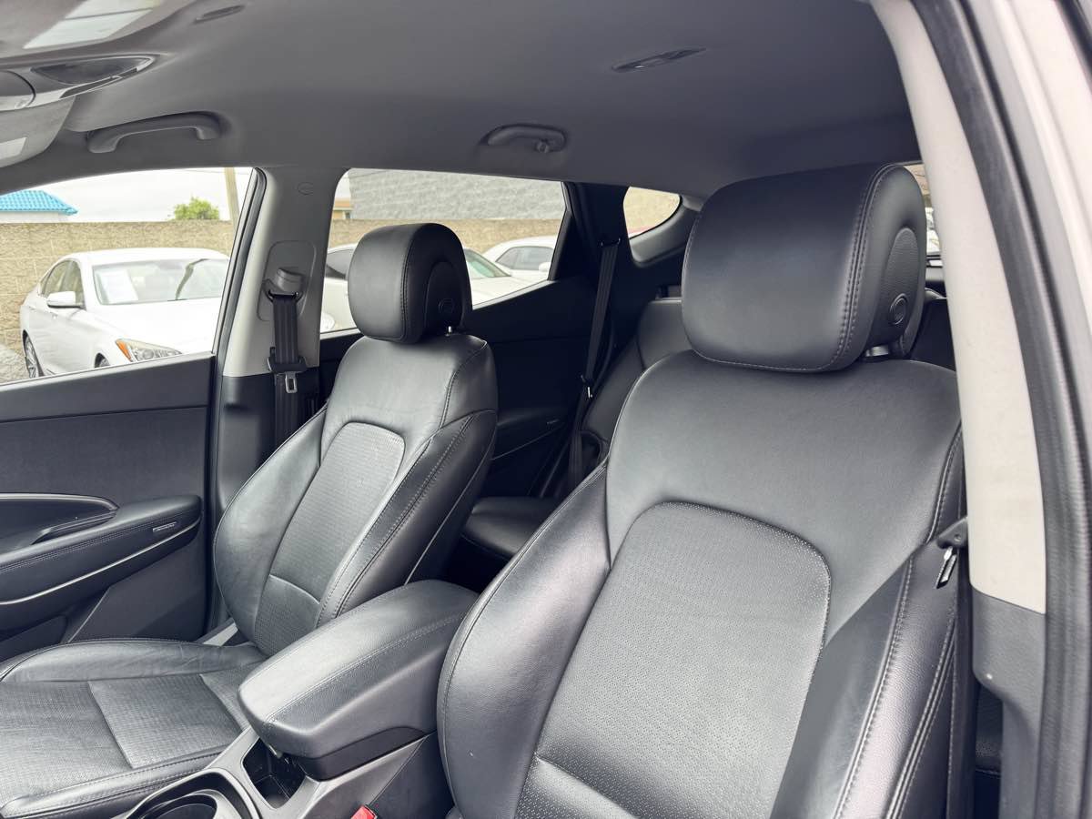 Used 2013 Hyundai Santa Fe Sport 2.0T FWD image 38