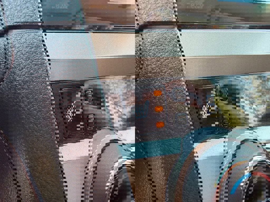 Used 2017 Subaru Outback 3.6R Touring image 31