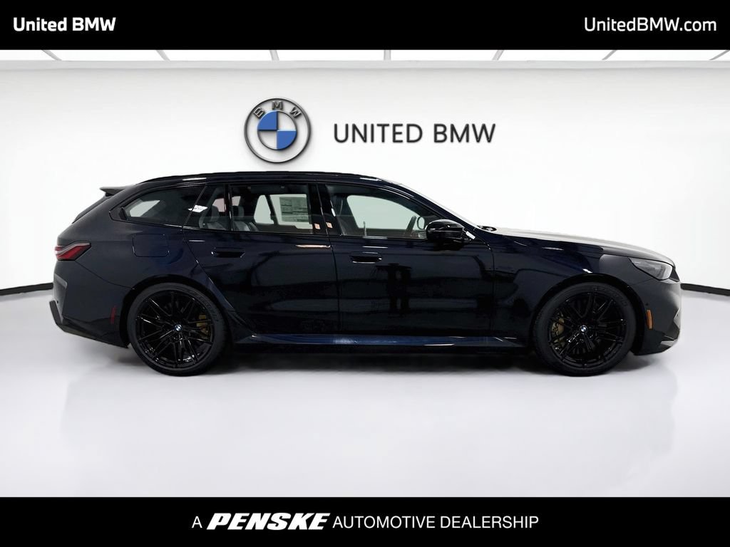New 2027 BMW M5 Touring AWD/4WD image 4