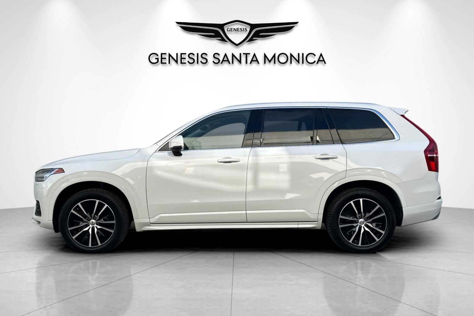 Used 2020 Volvo XC90 T6 Momentum image 8